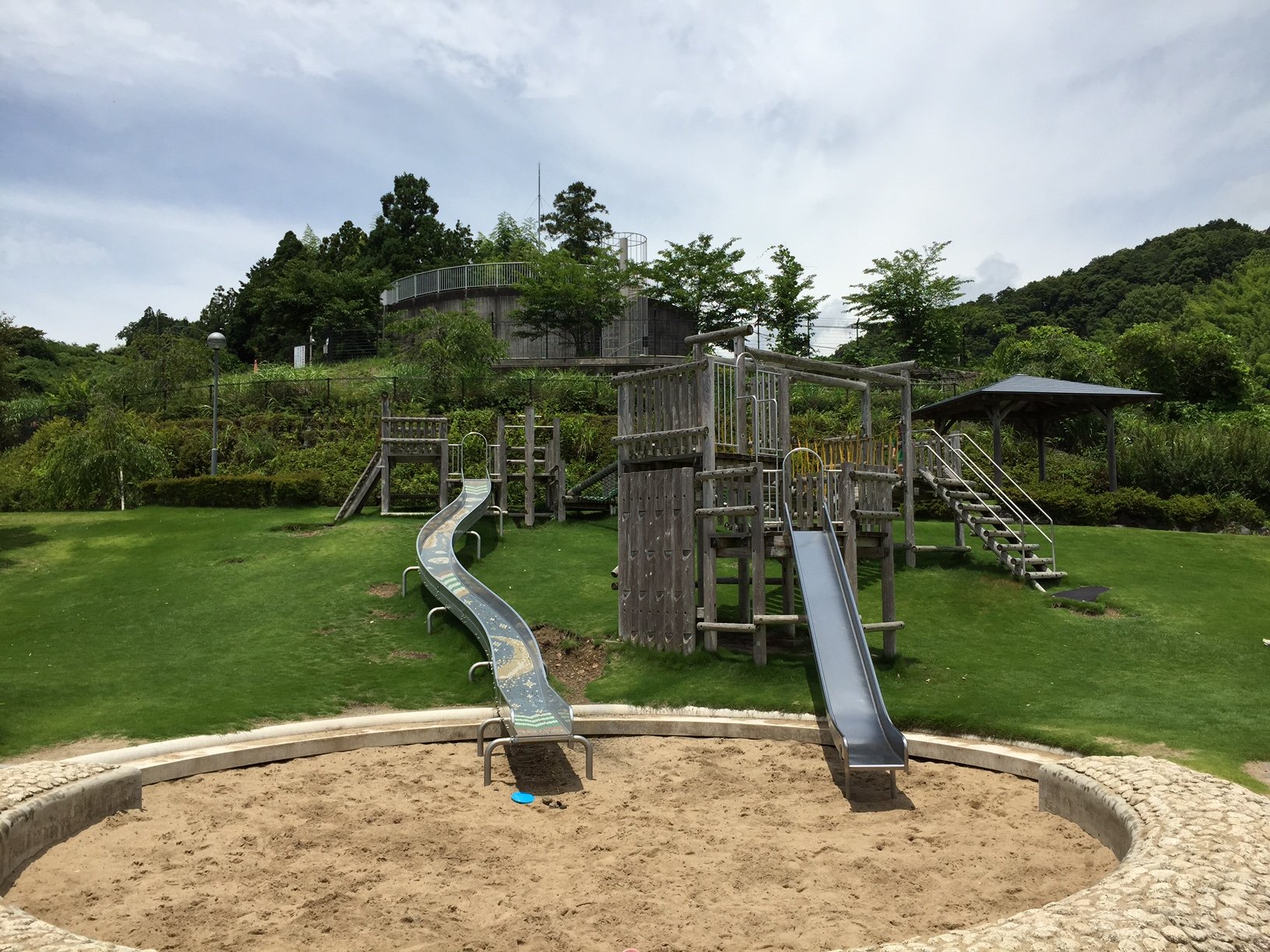 🏞️ 렌게지이케 공원 이미지 5